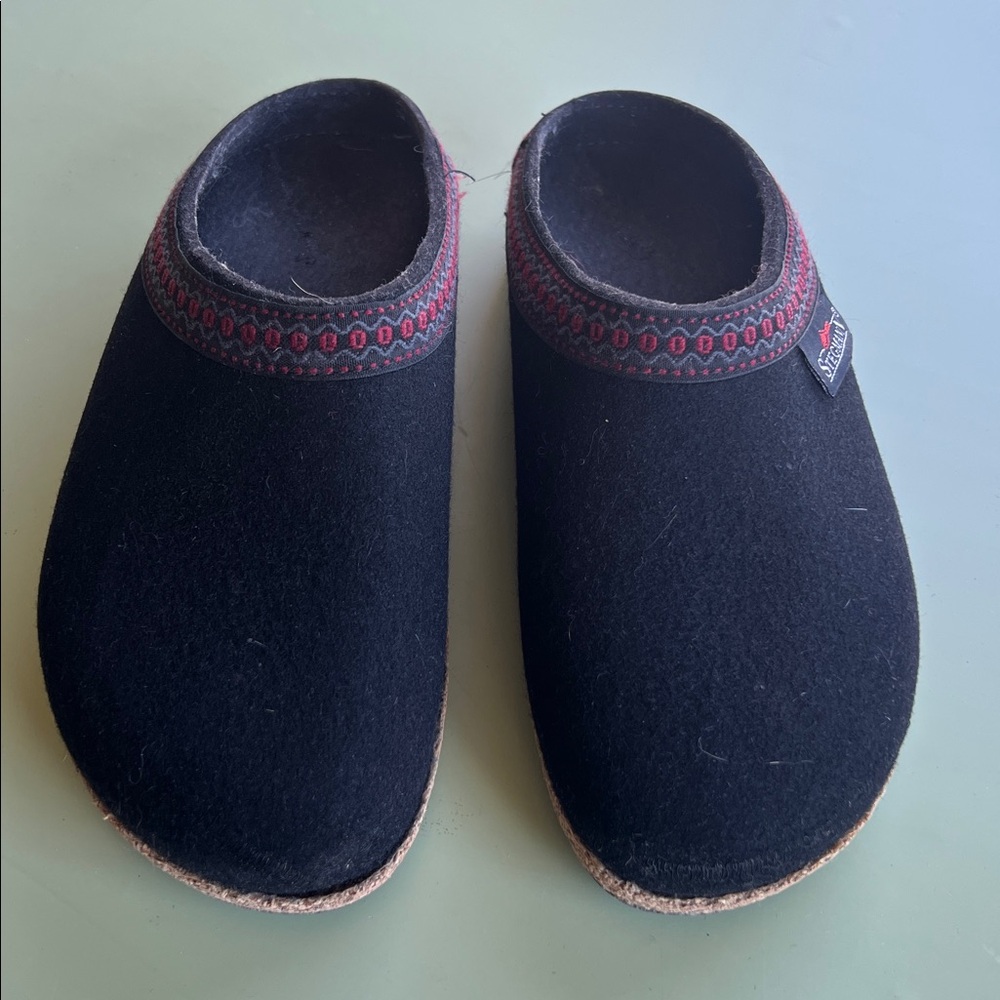 Stegman Wool Clogs Size 6 1/2